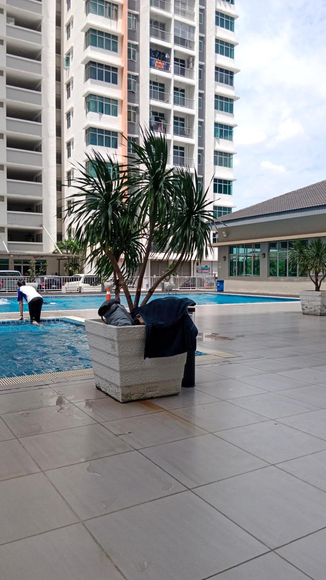 Muslim Homestay At Meru Ipoh Exterior photo