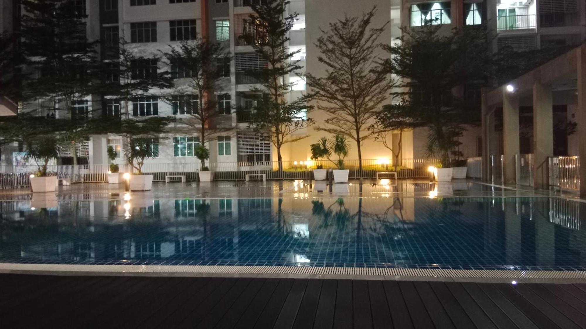Muslim Homestay At Meru Ipoh Exterior photo